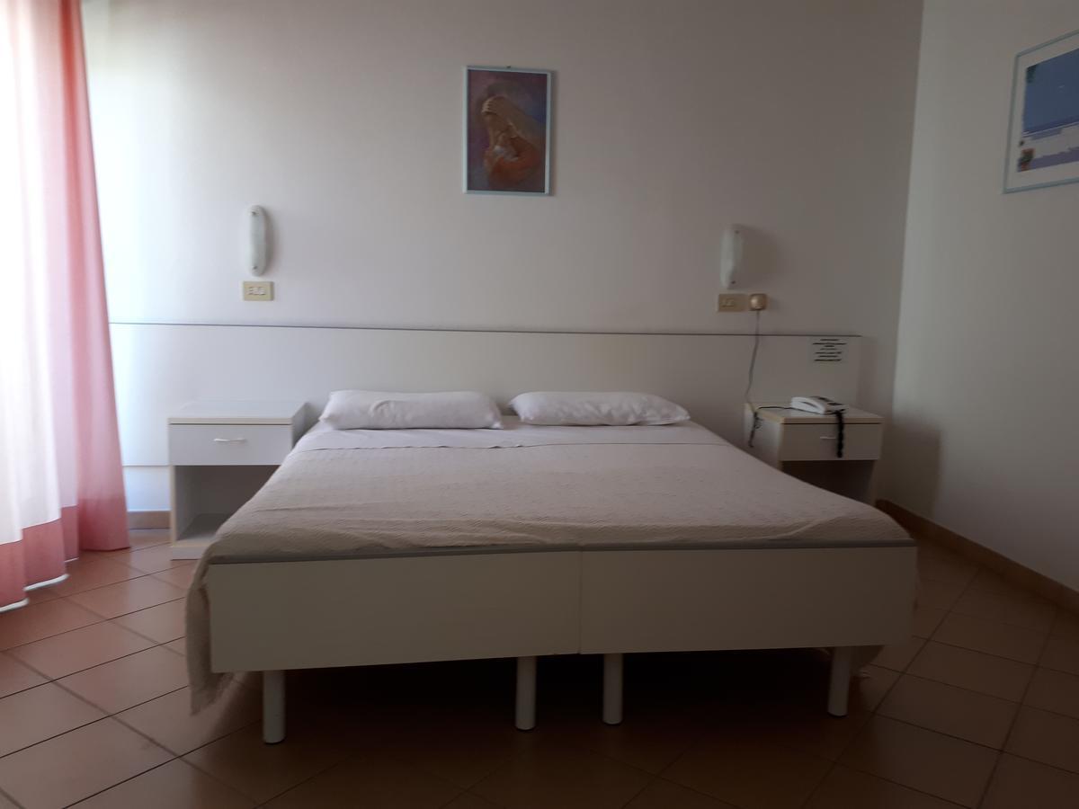 Hotel Ciclamino Riolo Terme Bagian luar foto